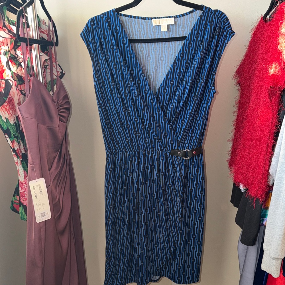 MICHAEL Michael Kors Blue and Black Patterned Wrap Midi Dress